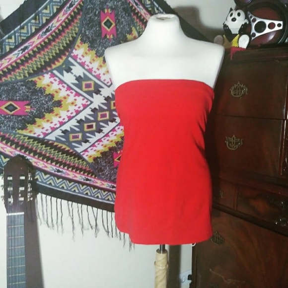 Express Tops - Red tube top.🌻 Express Tops - Red tube top.🌻